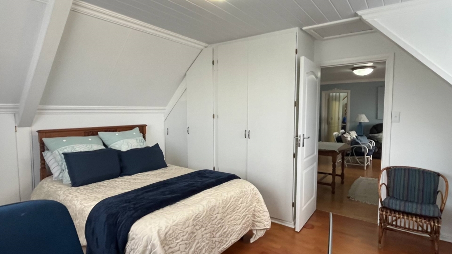 4 Bedroom Property for Sale in Hartenbos Heuwels Western Cape